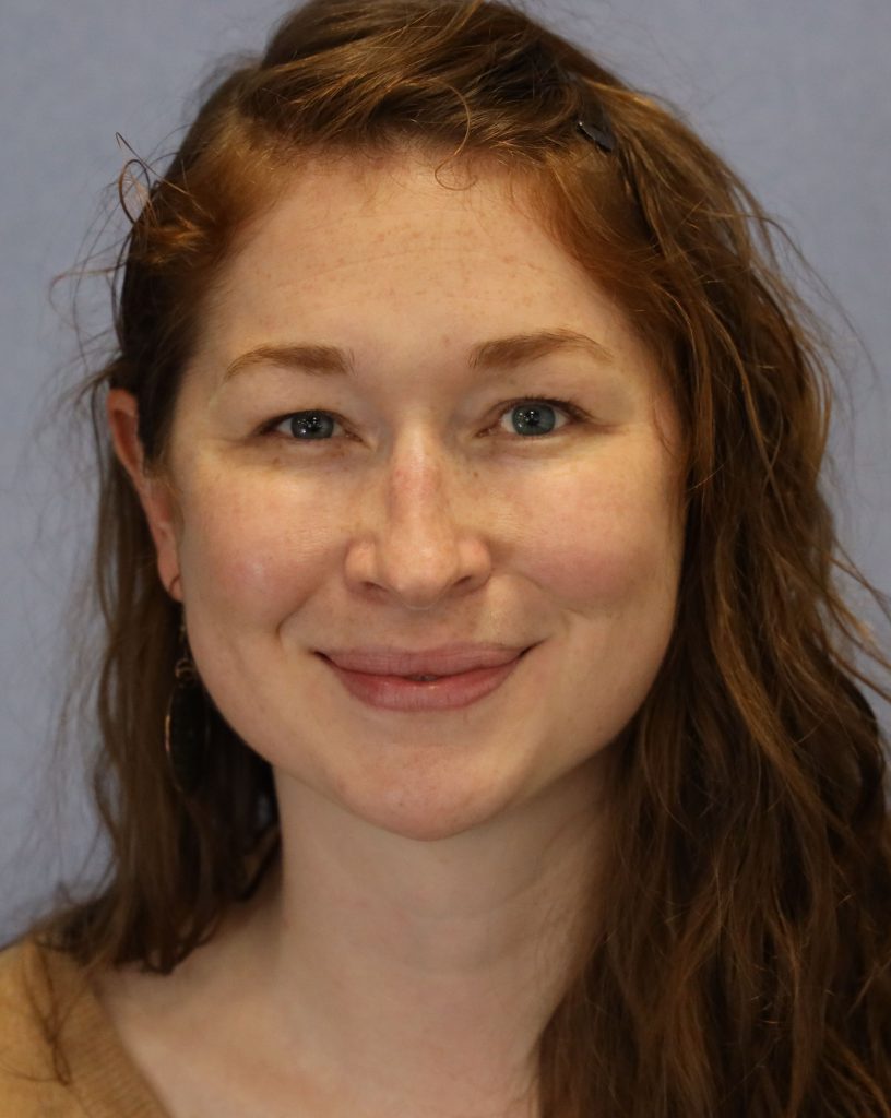 Alexandria Harris headshot